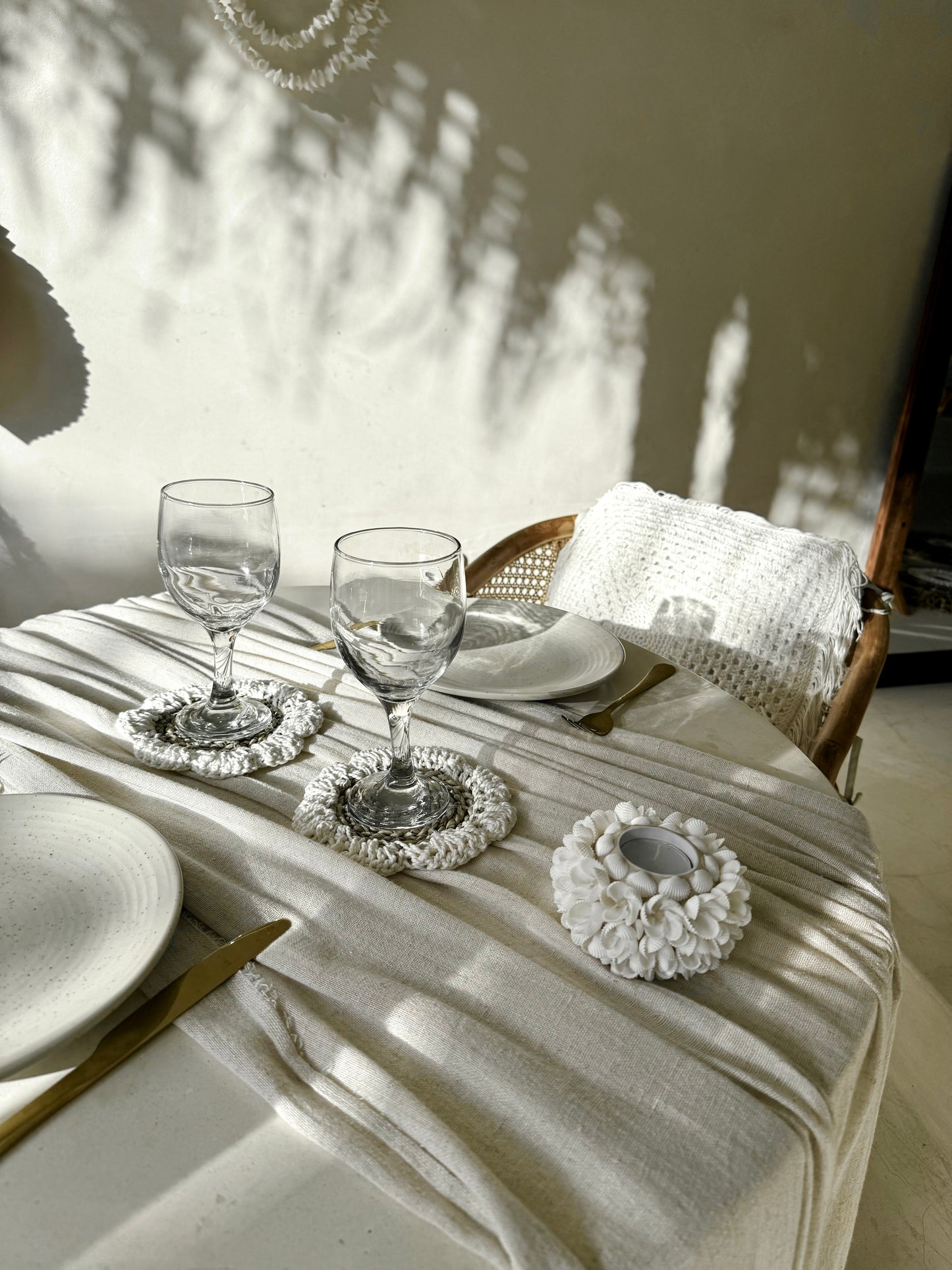 Bougeoir rond en coquillages Anadara – charme naturel et éclat balinais