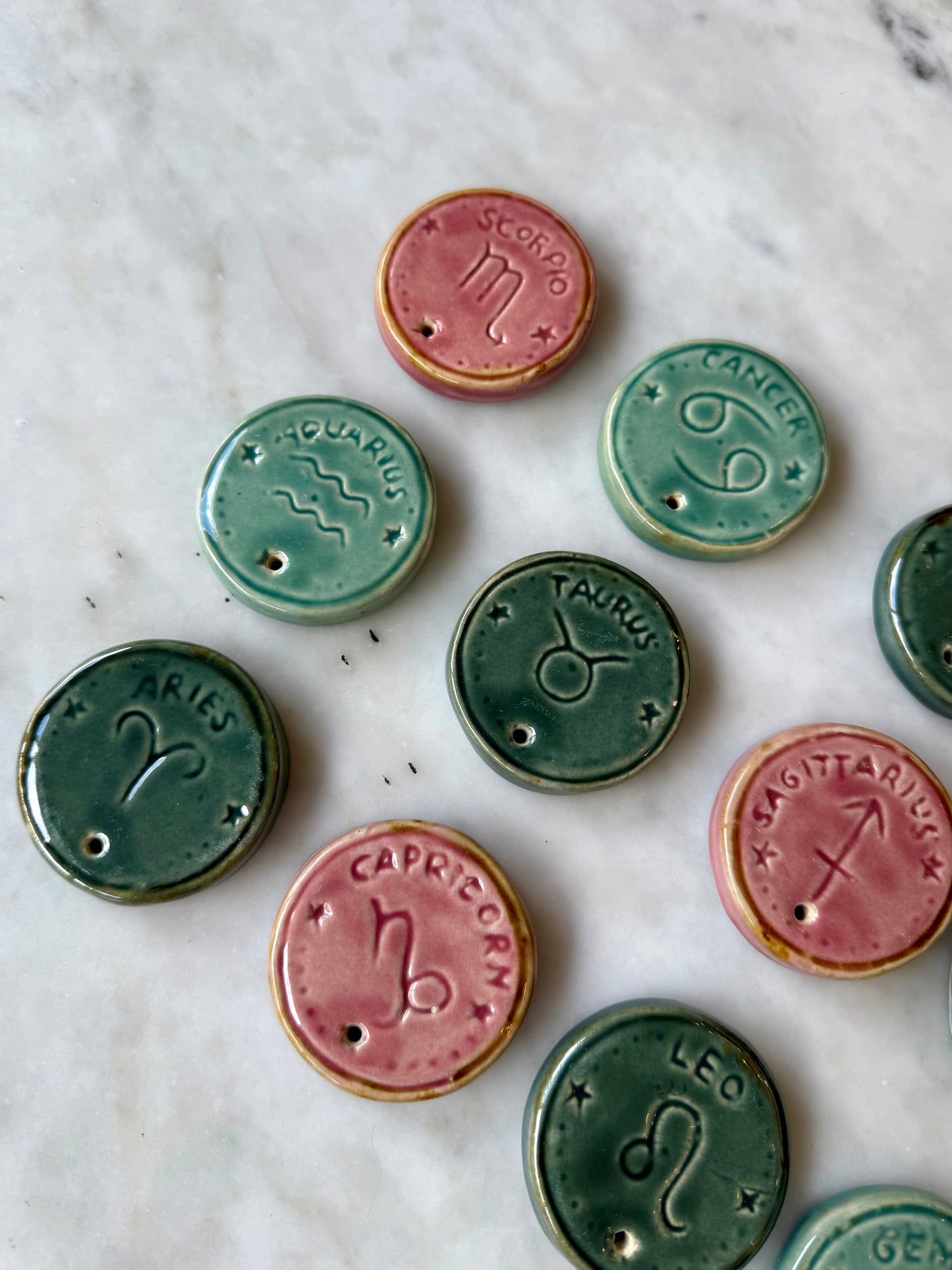 Porte-encens signe astrologique – création artisanale de Bali