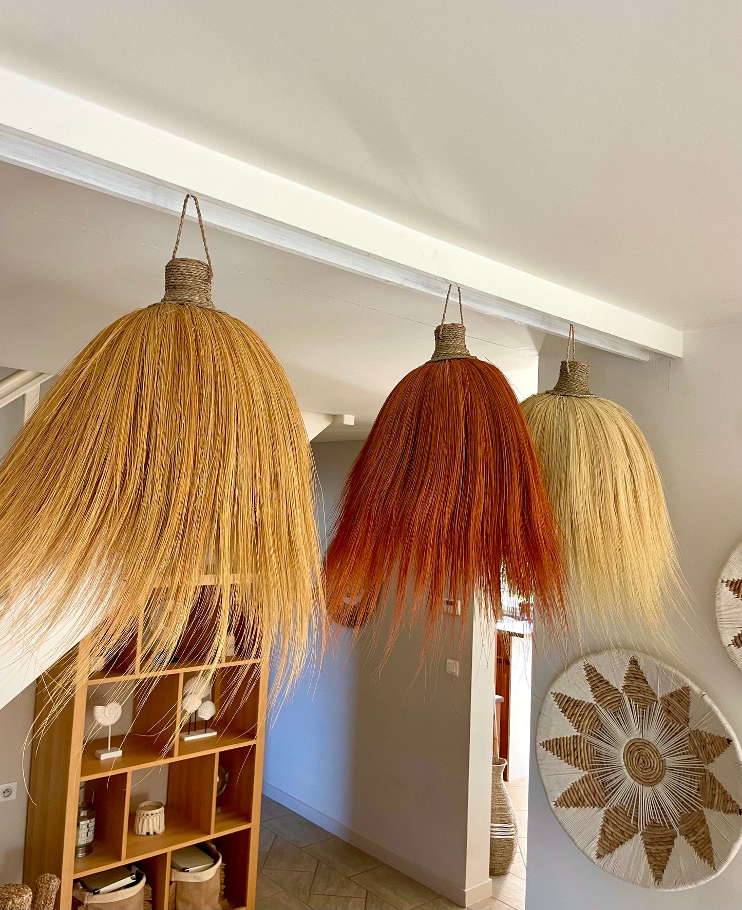 Suspension en Rayung et corde naturelle – luminaire bohème de Bali