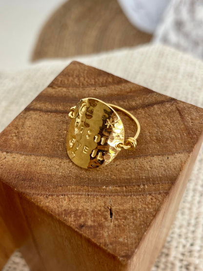 Bague “11:11 Éveil” – Laiton plaqué or, symbole d’éveil et d’intuition