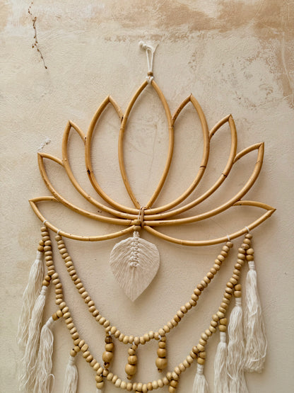 Attrape-rêves fleur de lotus – suspension décorative de Bali