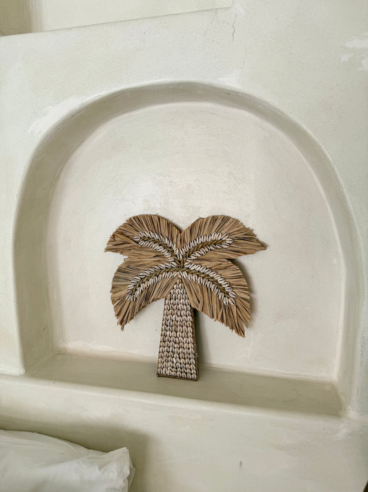 Suspension palmier en coquillages et plantes aquatiques séchées – coup de cœur artisanal de Bali