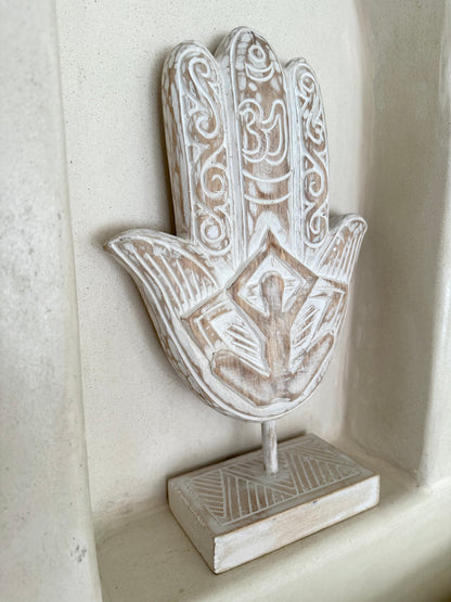 Main de Fatma en bois – protection et artisanat de Bali
