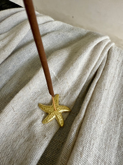 Porte-encens étoile de mer en laiton doré – touche bohème et raffinée