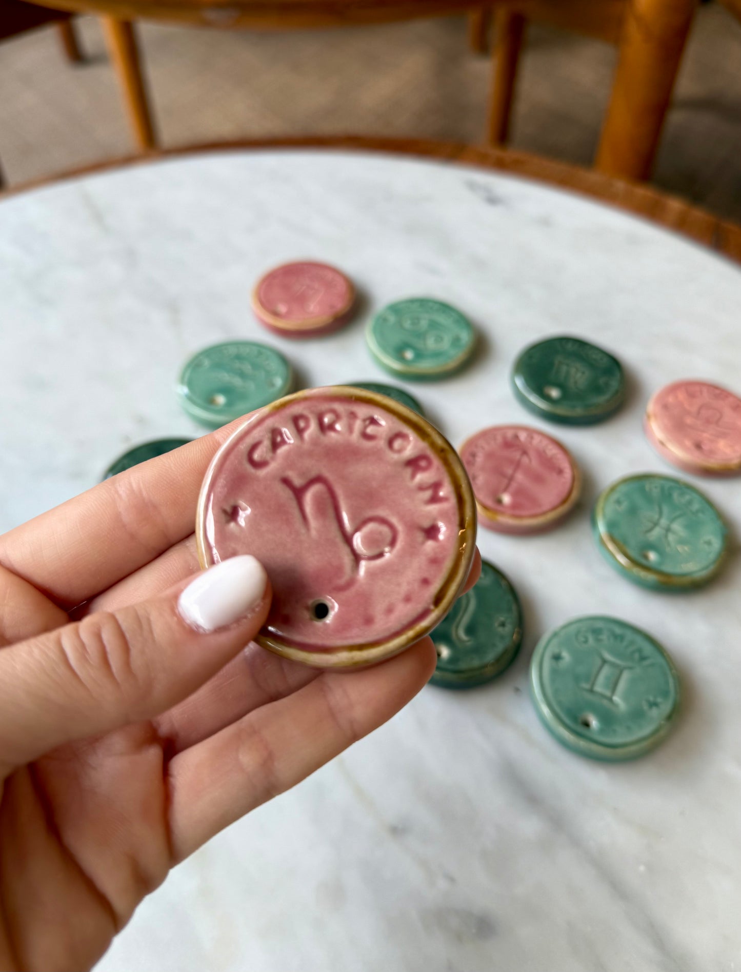 Porte-encens signe astrologique – création artisanale de Bali