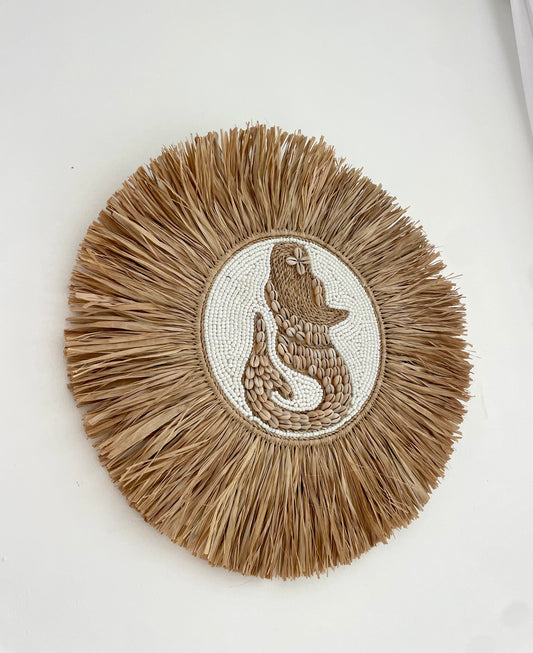 Décoration murale sirène en coquillages – création artisanale bohème de Bali